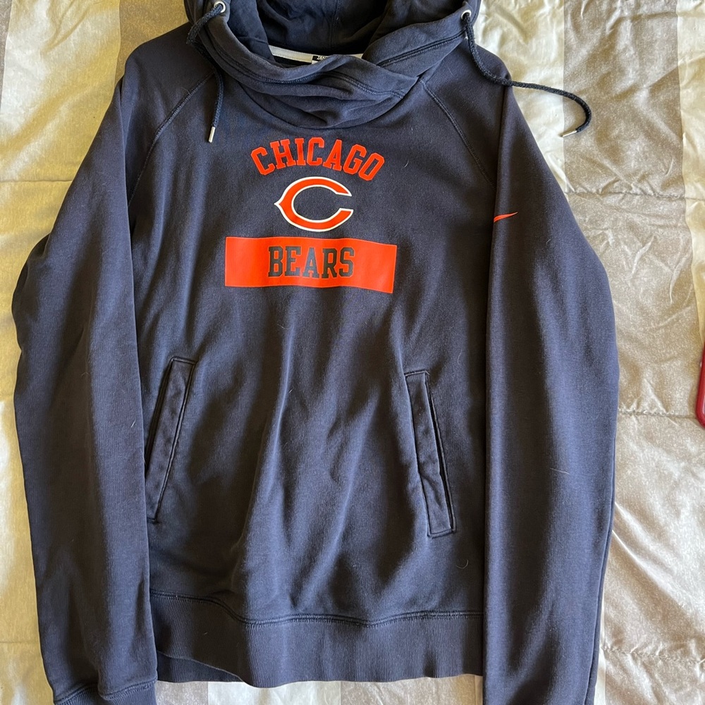 Nike Chicago Bears Hoodie with oversized neck